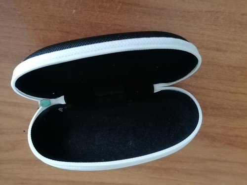 Bench black white zipped - black,
