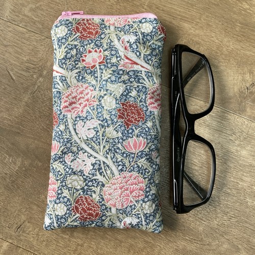 Handmade fabric padded - fabric, glasses