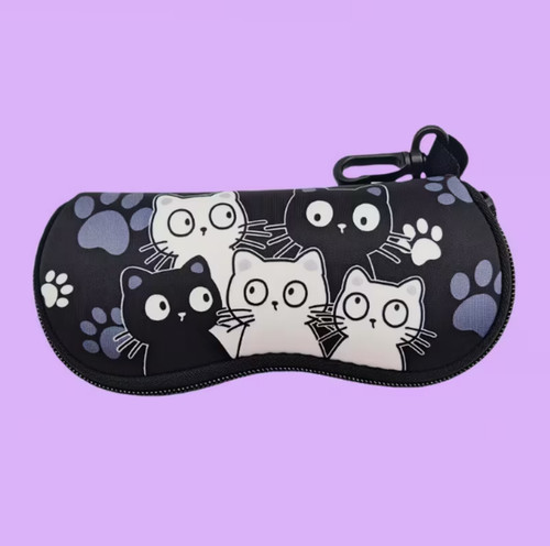 Black white cartoon cats - black,